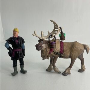 Disney Kristoff and Sven Figure Set - Black, Brown, Purple, Green